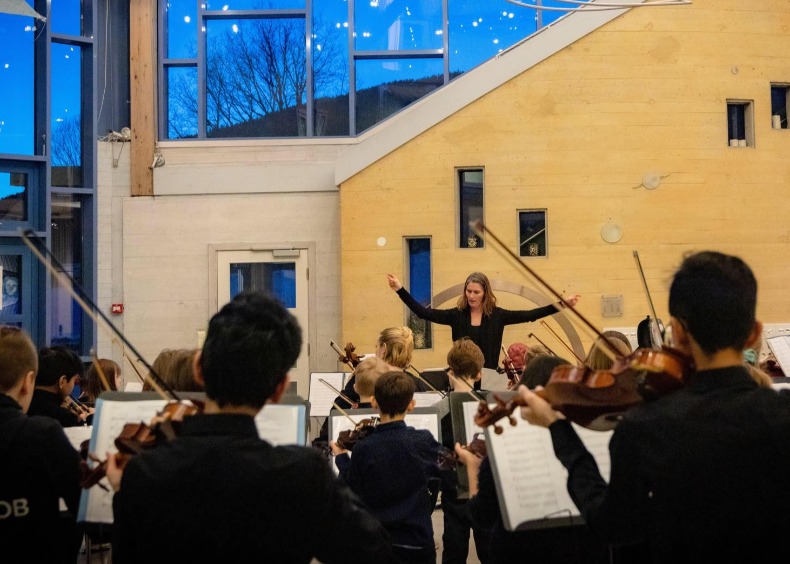 Konsert med Bønes og Fana Unge Strykere